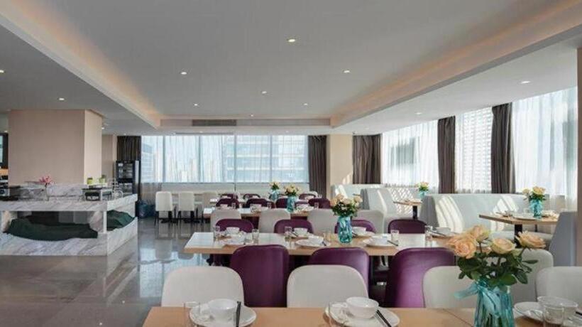 Vienna Hotel Nanchang West Station Guobo Metro Station