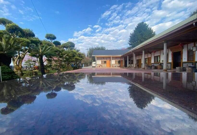 تختخواب و صبحانه Chang Qing Ju Homestay