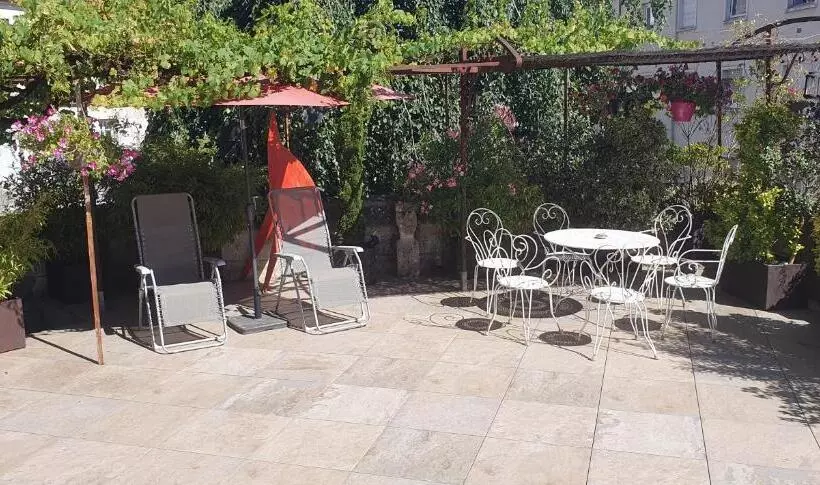 Aamiaismajoitus (B&B) Villa Art Nouveau