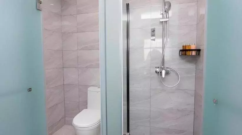 Borrman Hotel East Huai An Railway Station Zhou  Enlai Memorial