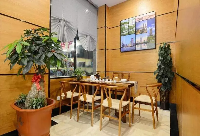 Chonpines Hotel North Xiamen Station Jimei University