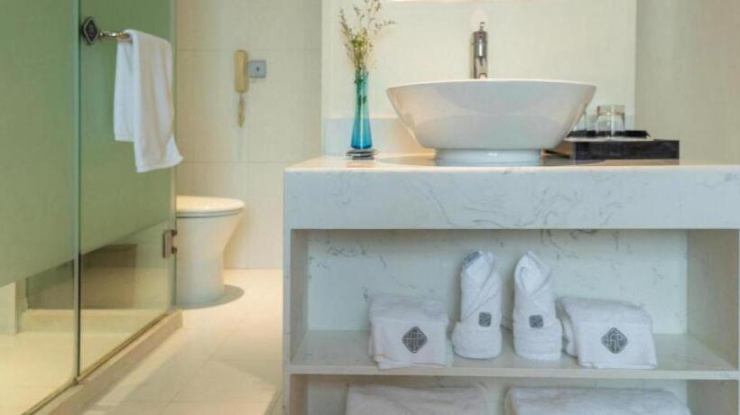 Chonpines Hotels· Shijiazhuang Fangbei