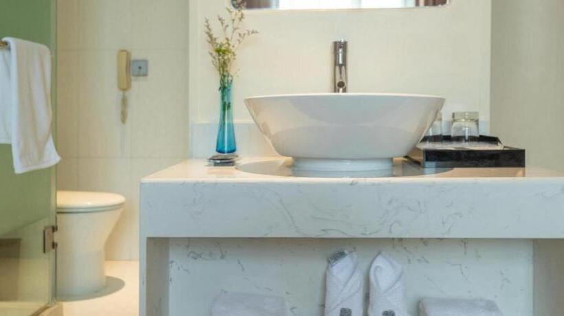 Chonpines Hotels· Shijiazhuang Fangbei