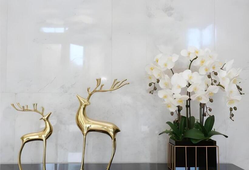 Echarm Hotel Wuhan Hanyang Wangjiawan Sixin Avenue Metro Station