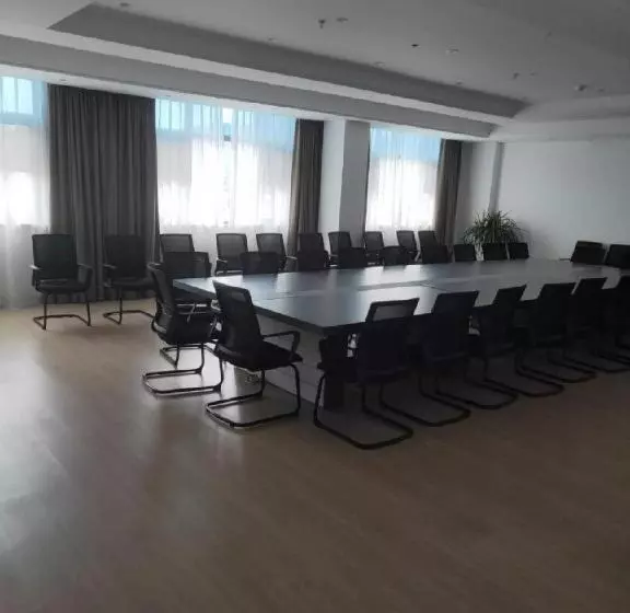 Hanting Hotel Chizhou Qingyang Bus Station