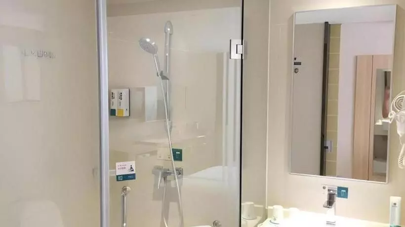 Hotelli City Comfort Inn Foshan Dali Guangfo Zhicheng