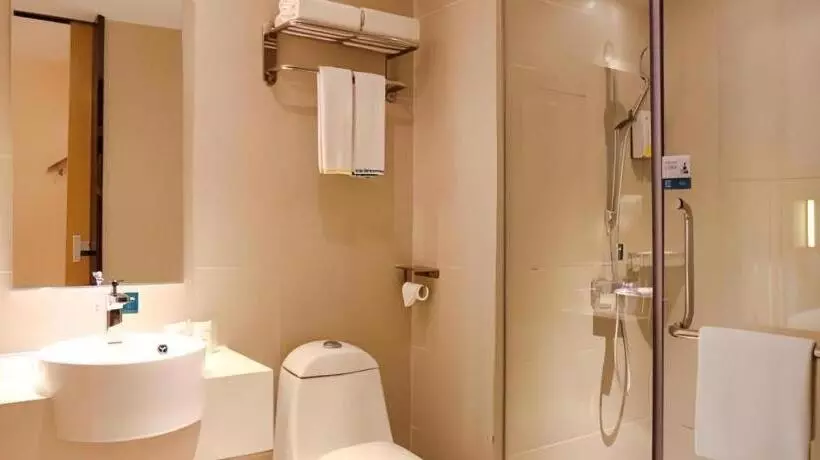 ホテル City Comfort Inn Xinyu Railway Station Walking Street