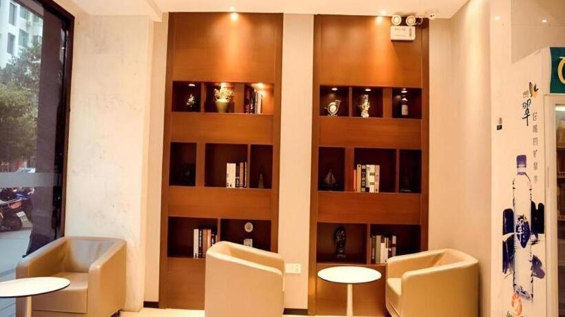 בית מלון כפרי City Comfort Inn Xinyu Railway Station Walking Street