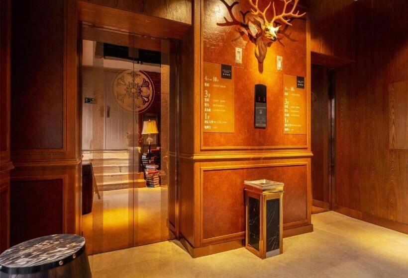 Otel James Joyce Coffetel Kunming Railway Station Huancheng Nan Road Metro Station