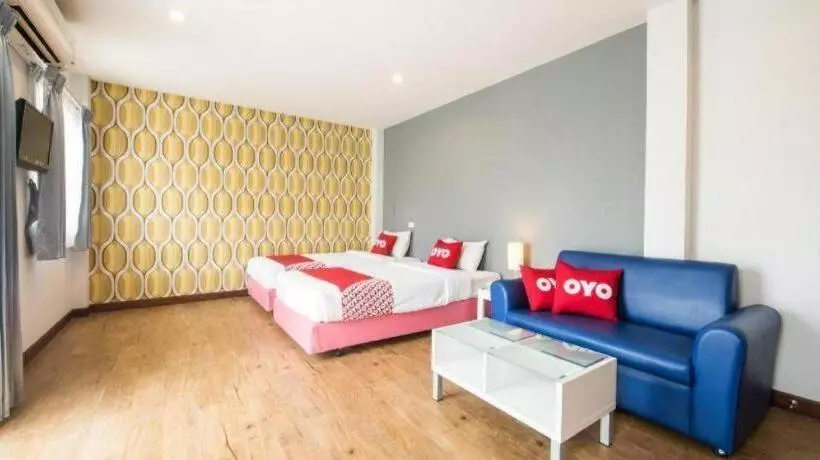 Hotelli Oyo 371 Sea Breeze Residence