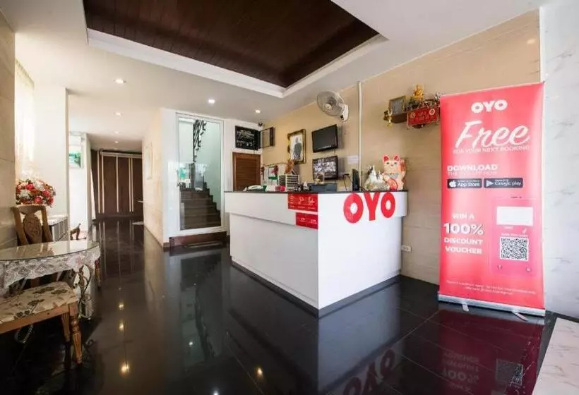 Hotelli Oyo 371 Sea Breeze Residence
