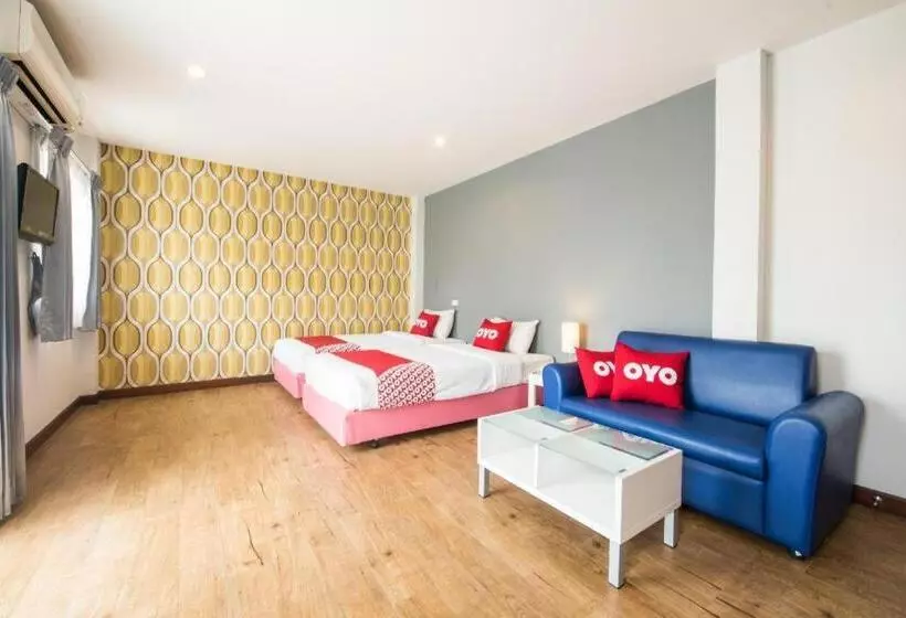 Hotelli Oyo 371 Sea Breeze Residence