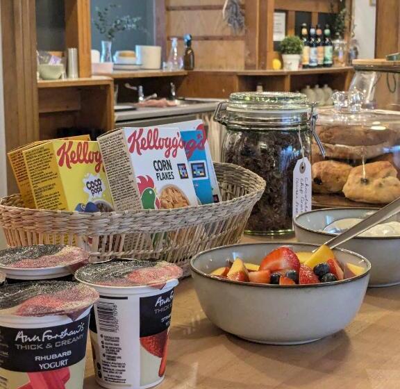 בית מלון כפרי The Whoop