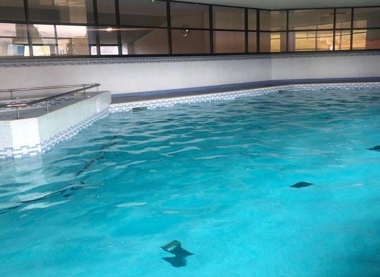 בית מלון כפרי The Whoop