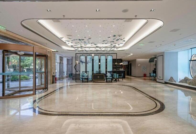 בית מלון כפרי Xana Deluxe Nanchang Qingshan Road Metro Station