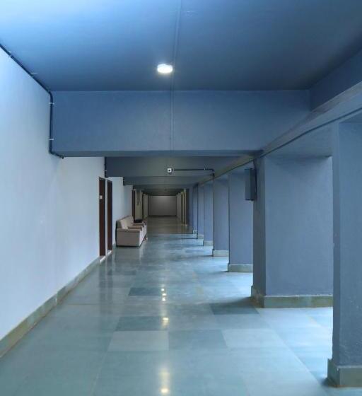 Kasa De Tortoise Hotel By Umrb Andheri Sport Complex