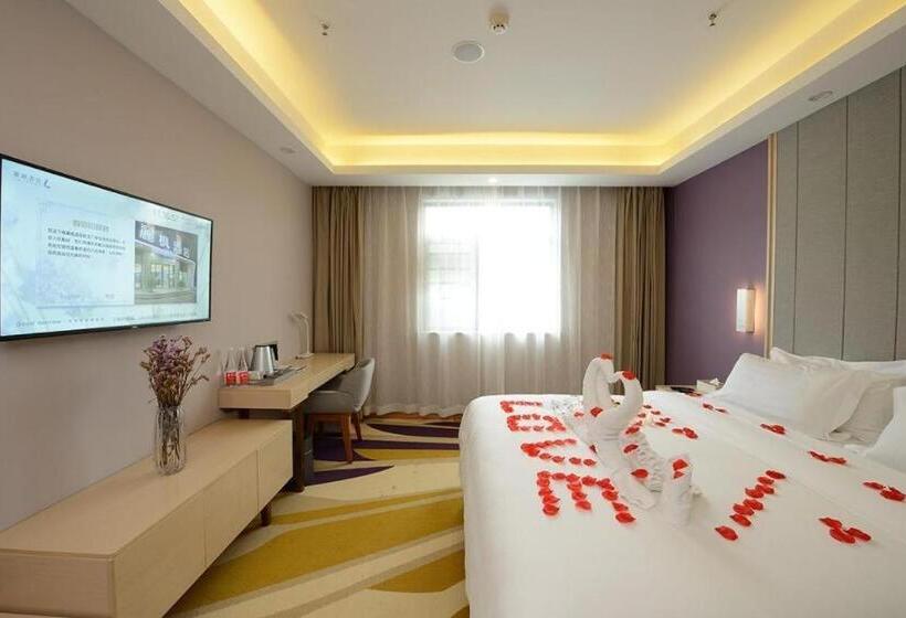 Lavande Hotel Wuhan Huazhong Normal University Guangbutun Metro Station