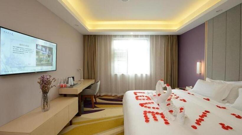 Lavande Hotel Wuhan Huazhong Normal University Guangbutun Metro Station
