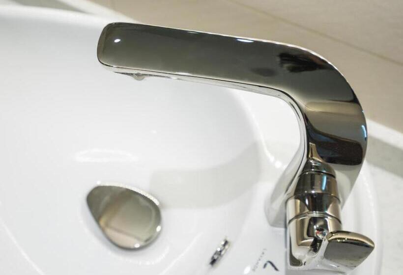 Lavande Hotel·xiangyang Tianyuan Four Seasons City