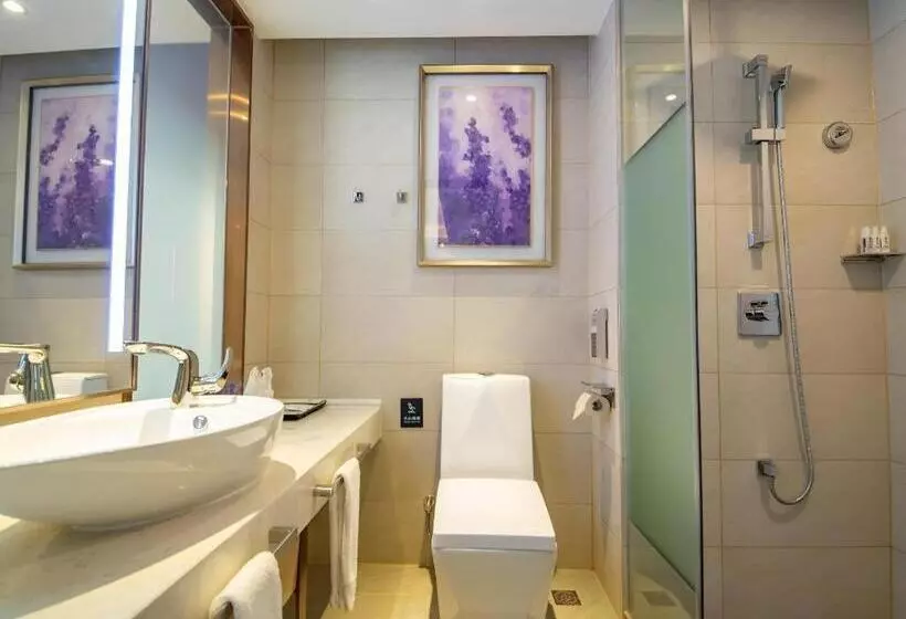 Lavande Hotel·xiangyang Tianyuan Four Seasons City