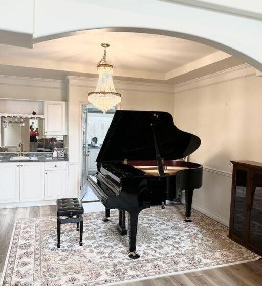 تختخواب و صبحانه Sunshine House # 3