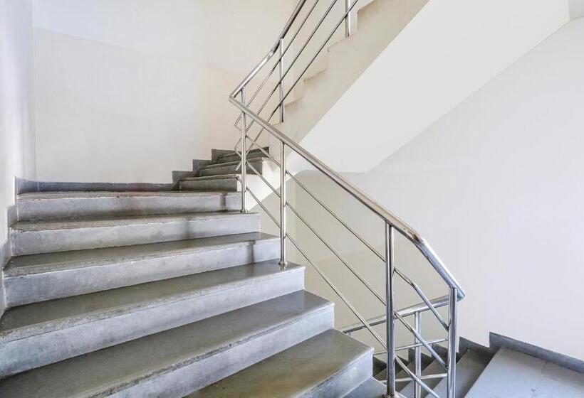 Fabhotel Prime Svm Grand Banjara Hills