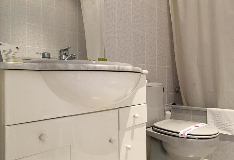 هتل Atalayas Zafra