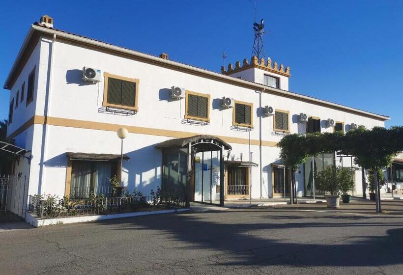 هتل Atalayas Zafra