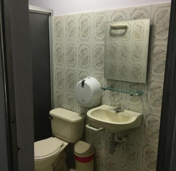 Отель Confort Plaza