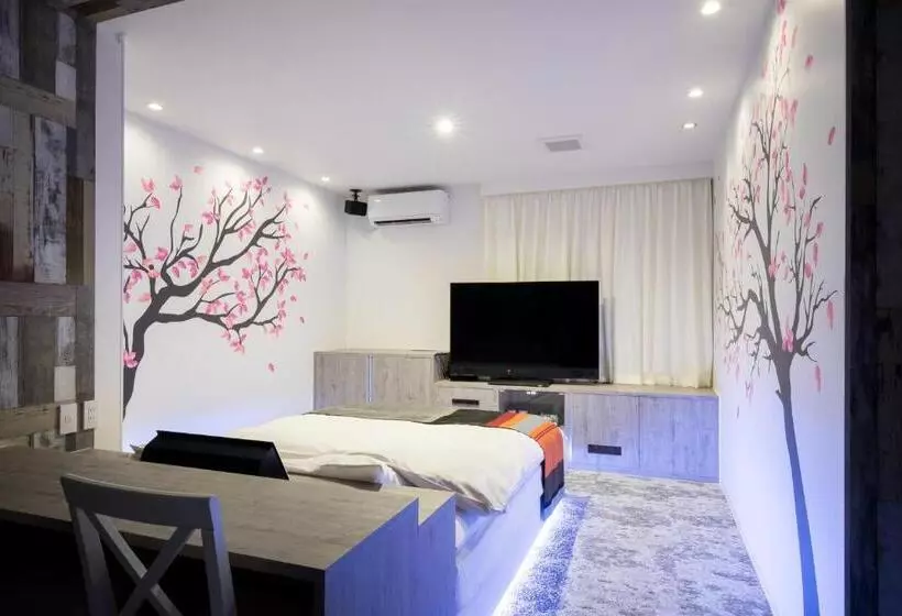 ホテル Mono   Adult Only