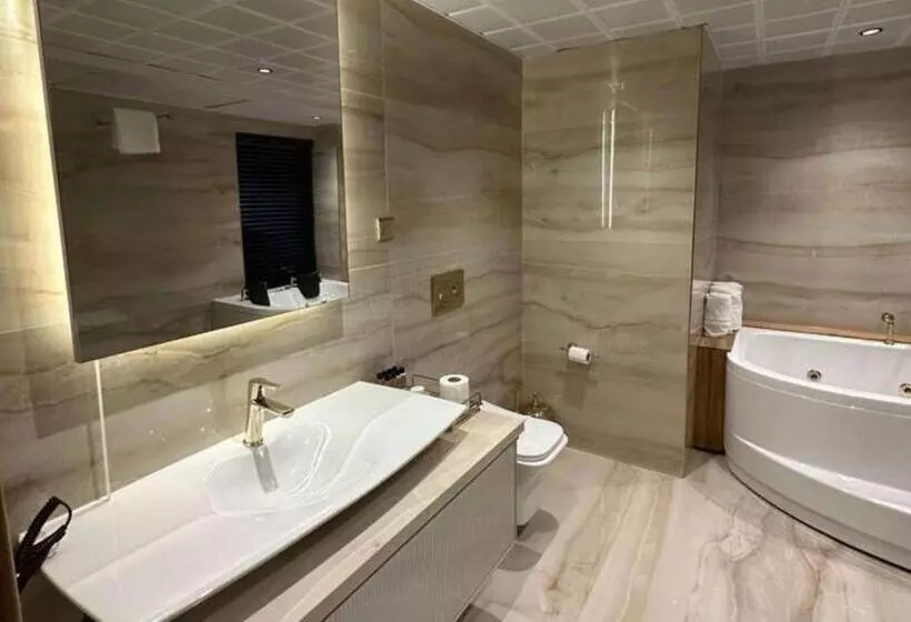 هتل Ramada Resort By Wyndham Kastamonu