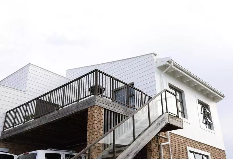 Majatalo At Lowerpoint Loft Style Studio