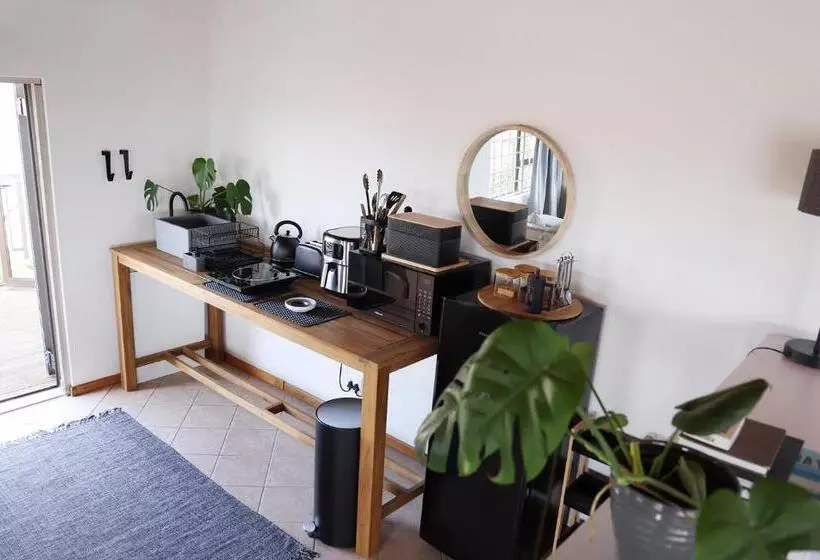 Majatalo At Lowerpoint Loft Style Studio