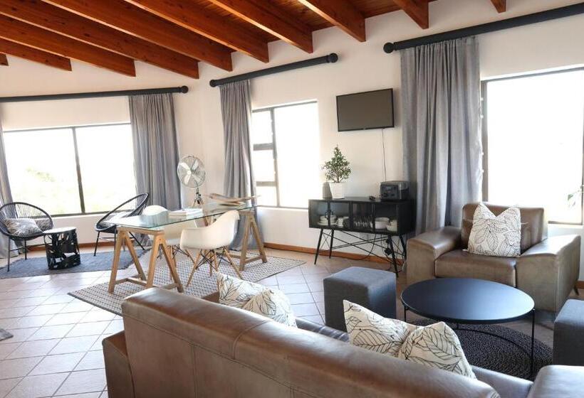 Pension At Lowerpoint Loft Style Studio