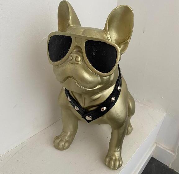 פנסיון La Fermette   Chambre Rock! De 45m2 Avec Lit King Size Proche D Arras