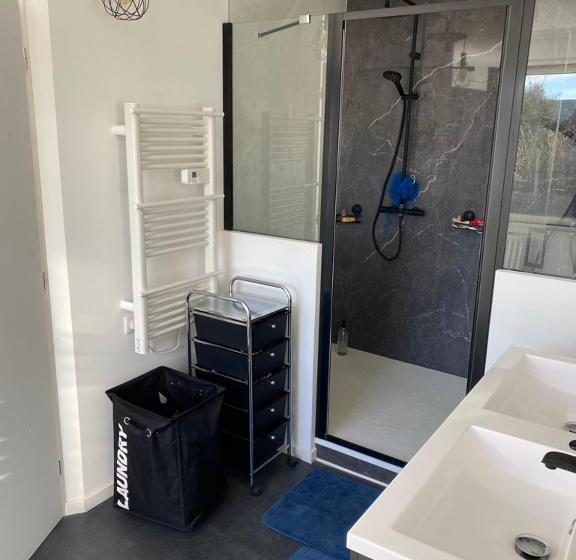 פנסיון La Fermette   Chambre Rock! De 45m2 Avec Lit King Size Proche D Arras