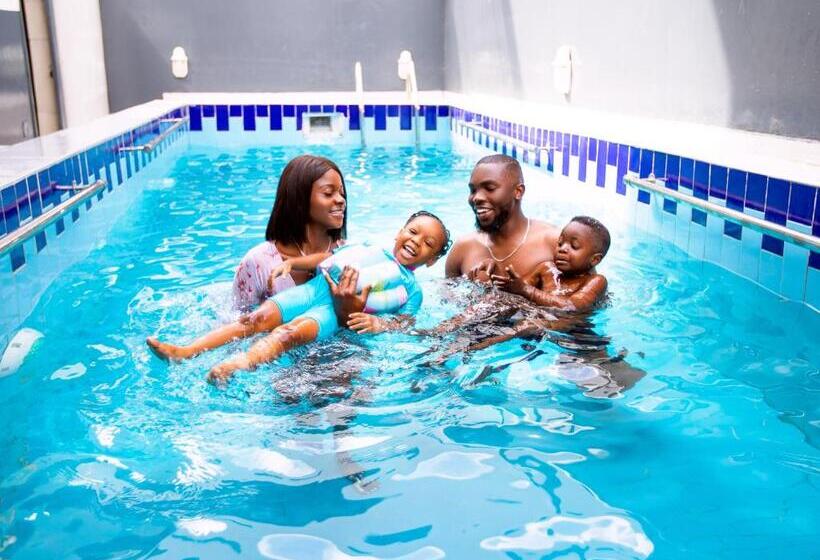 پانسیون Rushmore   Premier 1 Room