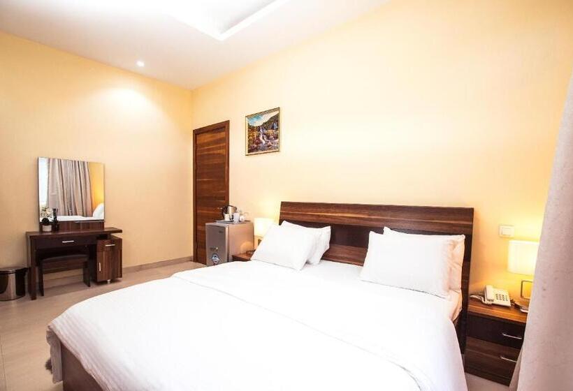 پانسیون Rushmore   Premier 1 Room