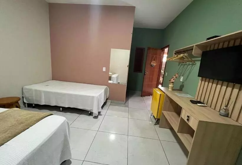 ユースホステル Pousada Amorim