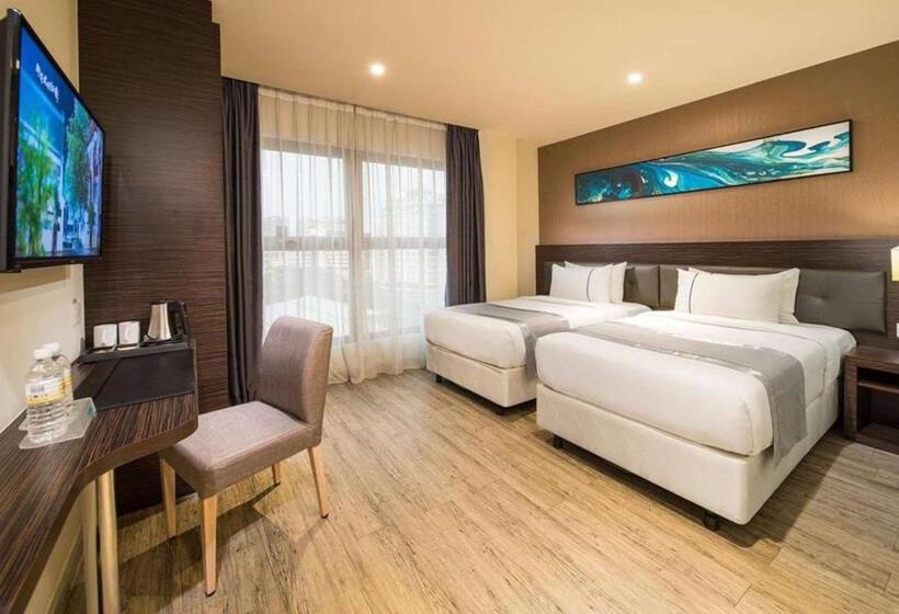 هتل Ramada Encore By Wyndham Chinatown Kuala Lumpur