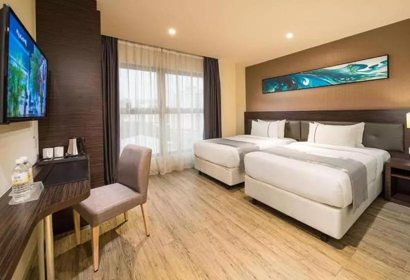هتل Ramada Encore By Wyndham Chinatown Kuala Lumpur