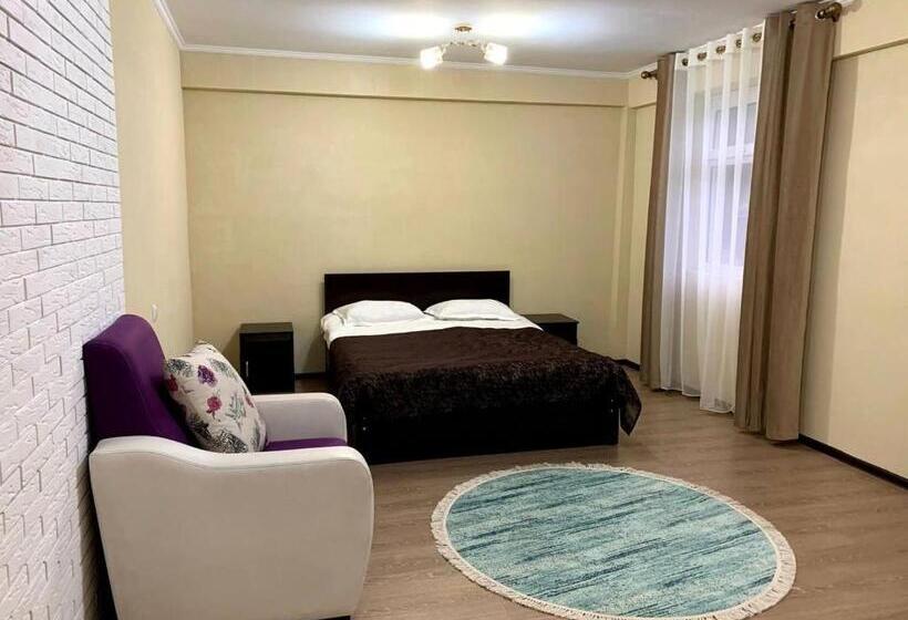 پانسیون Aknur Deluxe