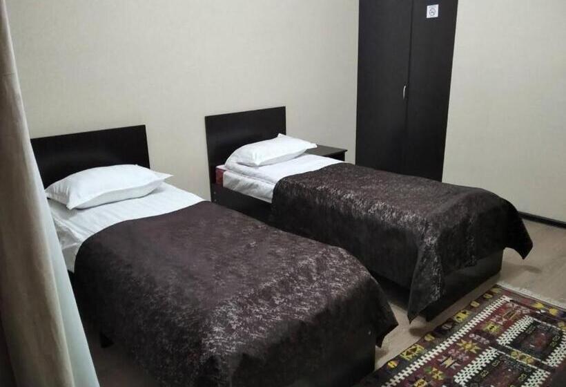 پانسیون Aknur Deluxe