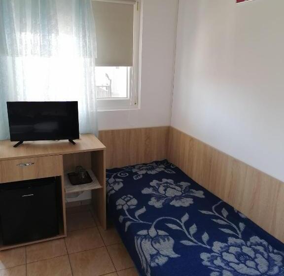 Pensão Bcm Family House