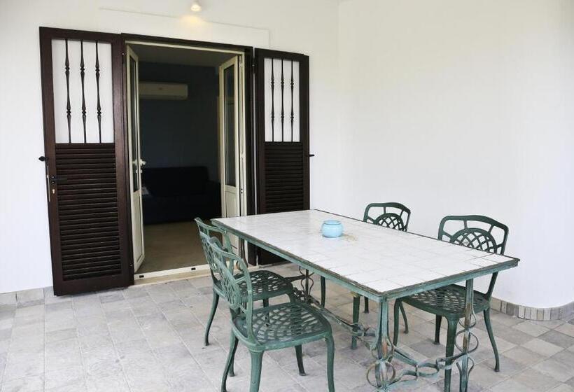 پانسیون Villa Del Gaudio Rooms & Apartments