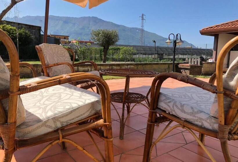 پانسیون Villa Del Gaudio Rooms & Apartments