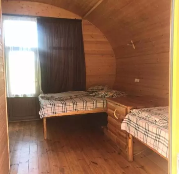 Retkeilymaja Harsnadzor Eco Resort