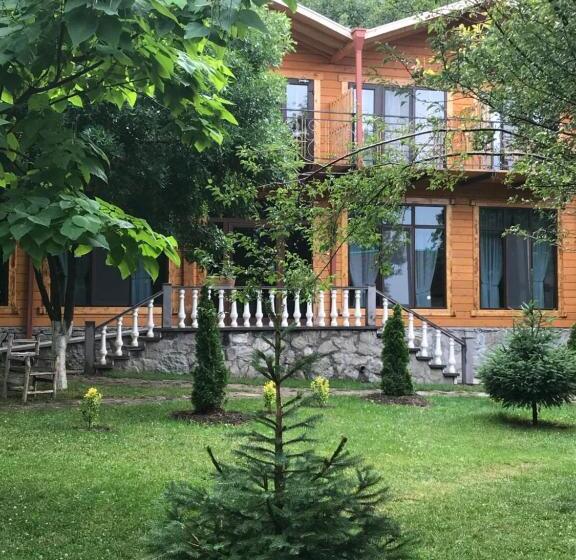 Albergue Harsnadzor Eco Resort