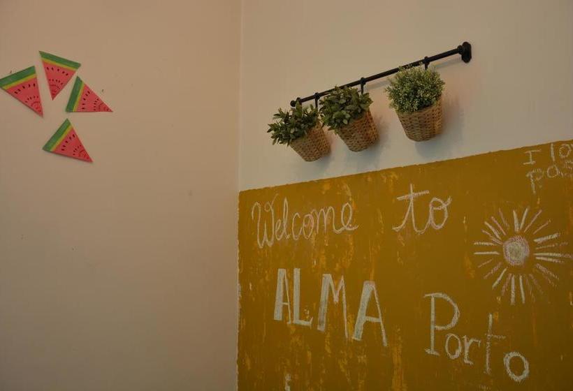 Alma Porto Hostel