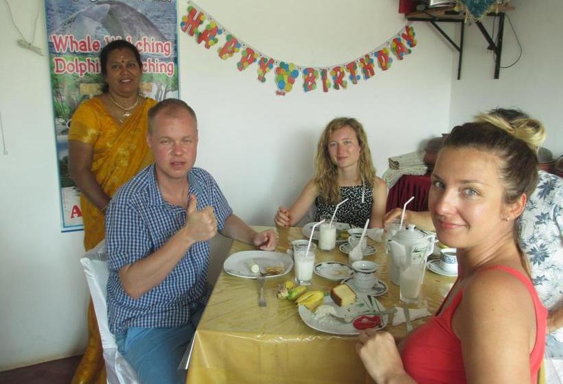 צימר Uppuveli Beach House